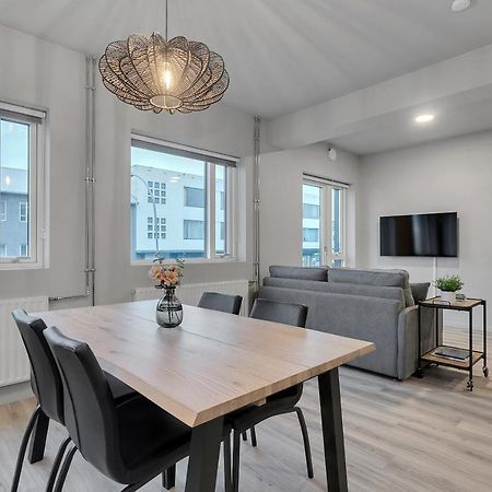 Sunny Central Apartment Рейкьявик Экстерьер фото