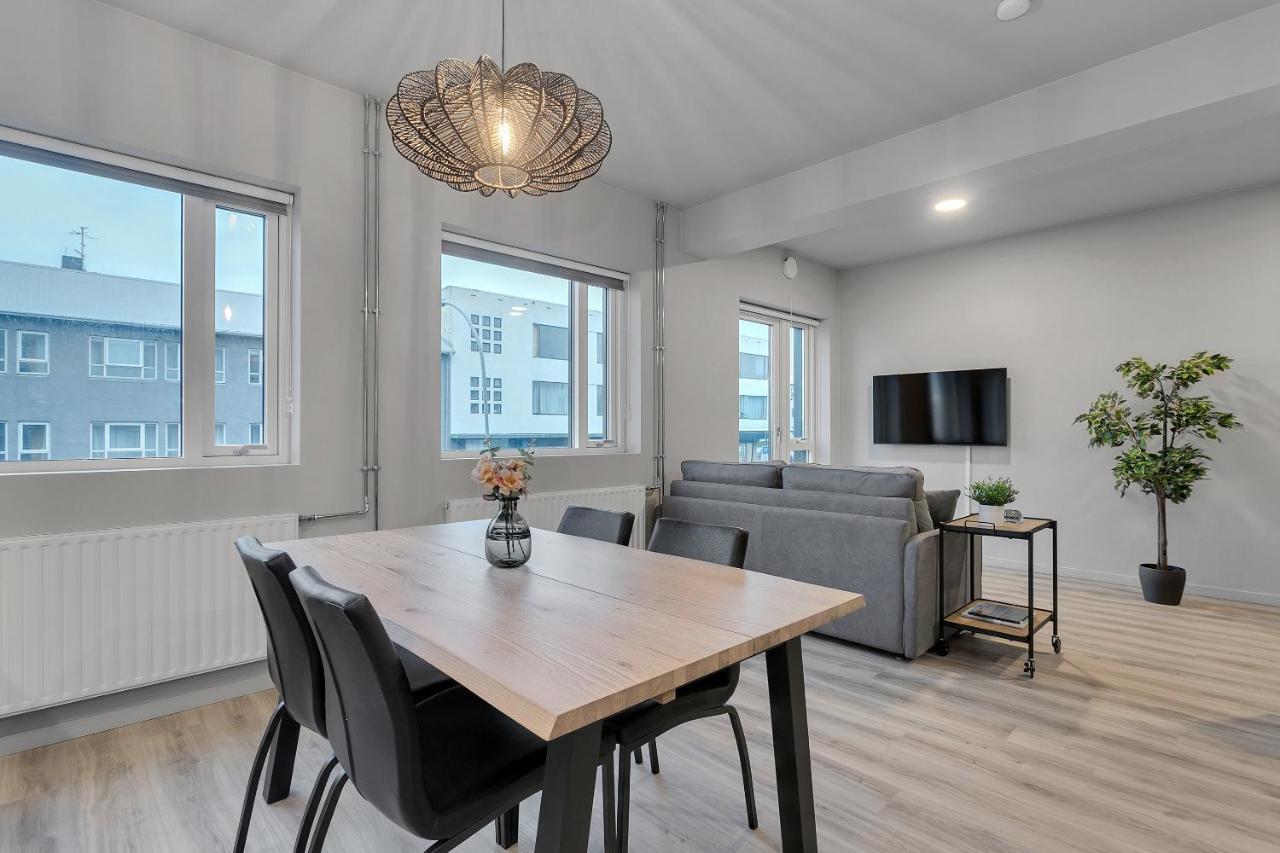 Sunny Central Apartment Рейкьявик Экстерьер фото
